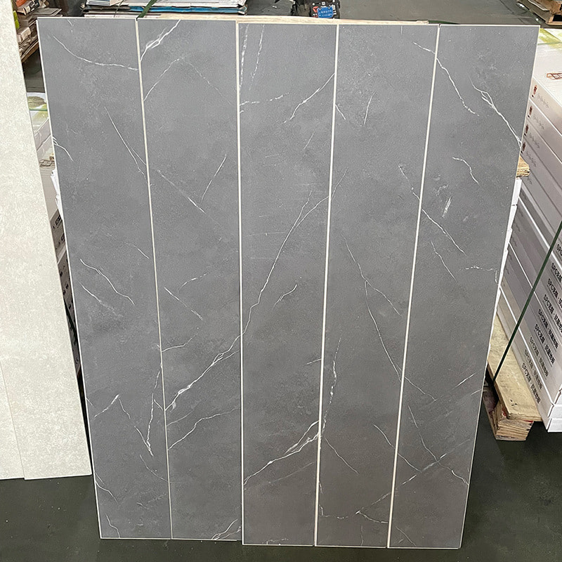 흰색과 검정색 대리석 나무 곡물 엄밀한 코어 인터록 클릭 잠금 비닐 판자 바닥 Piso PVC 인테리어 클릭 Piso SPC 바닥재